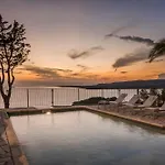 360ᵒ Luxury Residences *