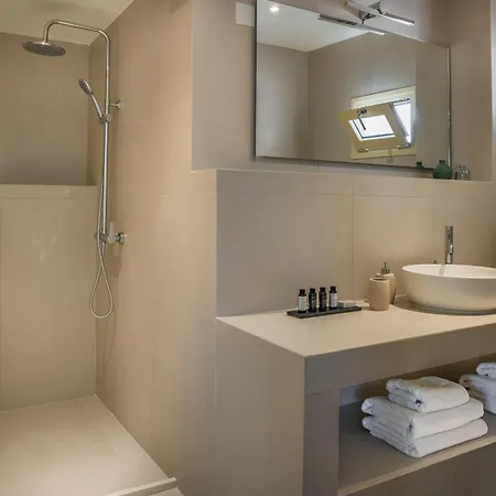 360ᵒ Luxury Residences アパート Khelmáta