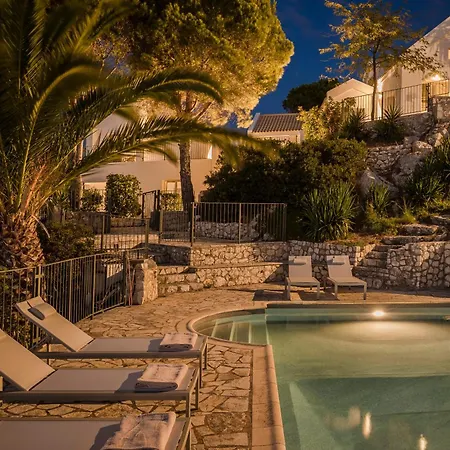 דירה 360ᵒ Luxury Residences Khelmáta