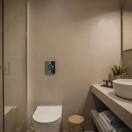 360ᵒ Luxury Residences アパート Khelmáta