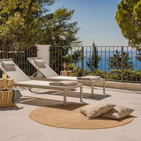 Apartment 360ᵒ Luxury Residences Khelmáta