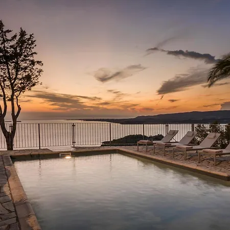 360ᵒ Luxury Residences *