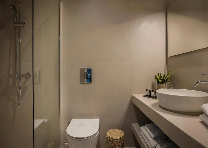 360ᵒ Luxury Residences Apartament Khelmáta